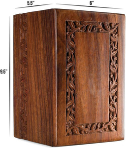 Urne funéraire en bois brun de style européen avec bordure sculptée pour cendres d'adultes - Product Image 3