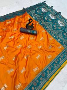 Sari en soie douce bleu royal élégant avec pallu en peau de vache Nandi, bordure de fleurs de lotus, travail de tissage Zari, sari pour femmes - Product Image 5