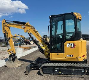ENVÍO GRATUITO: Miniexcavadora CAT 303.5CR de 23.6 HP Diésel con Cabina Cerrada, Aire Acondicionado, Calefacción, Radio, Cucharón de 24 Pulgadas, Aprobación EPA y CE, Pulgar Hidráulico, PLC - Product Image 5