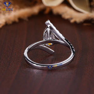 Anillo de oro blanco con diamantes tallados en PerA TDW 2,67 de Lab-Stone / Shine con un color de diamantes/ - Product Image 4