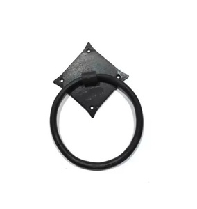 Aldaba de puerta de hierro forjado decorativo para la decoración del hogar vintage directo de fábrica con MOQ bajo y entrega rápida venta caliente - Product Image 1