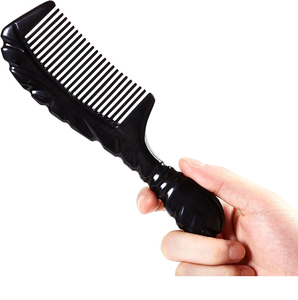Peigne en corne de buffle et en corne de vache à la mode Peigne à cheveux naturel écologique pour un usage domestique et poli à la main - Product Image 1