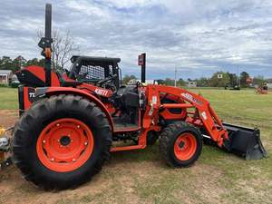 Tractor de ruedas K-I-O-O-T-I usado de 2021 con motor de 45hp, caja de cambios, bomba, motor, engranajes y rodamientos para granjas - Product Image 5