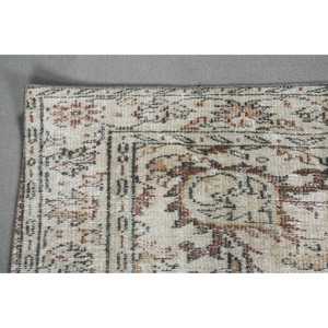 Alfombra Turca Vintage de 1,8x6,1 pies, Alfombra de Pasillo, Alfombra de Lana Blanca - Product Image 4