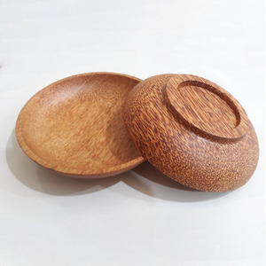 Platos de madera de coco redondos seguros para alimentos, plato de madera para servir cena, suministro a granel, grabado de logotipo personalizado - Product Image 6