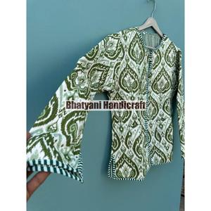 Handmade Indian Cotton Quilted Jacket <b>for</b> <b>Women</b> Bohemian Reversible Unisex <b>Coat</b> with Beautiful Printed Color <b>for</b> Autumn - Product Image 4