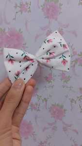 Lazos de pelo pintados a mano hechos a medida con estampados florales temáticos ideales para tiendas de accesorios para el cabello para reventa - Product Image 2