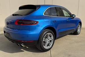 Porsche Macan S 2018 Usado, Volante a la Izquierda/Derecha - Product Image 3