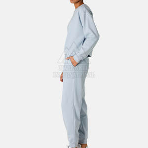 Trajes Deportivos para Mujer de Primera Calidad, Ajustados, Hechos de Algodón y Poliéster - Product Image 5