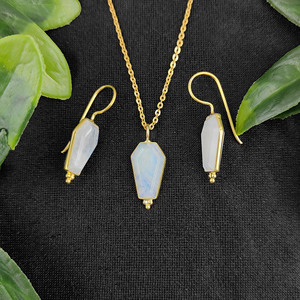 Arc-en-ciel pierre de lune cercueil forme collier à breloques boucles d'oreilles ensemble de bijoux juin pierre de naissance ensemble de bijoux pierre de lune femmes ensemble de bijoux - Product Image 1