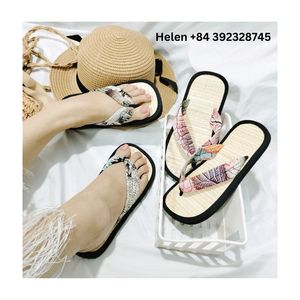 2024 Vietnam New Creative Unisex Seagrass Flip Flop Stylish Beach Styles Outdoor Activities Eco-Friendly Environmentally <b>Slipper</b> - Product Image 6