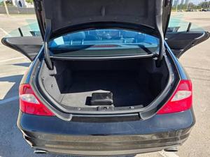 MERCEDES-BENZ CLS500 d'occasion 2006, conduite à gauche/droite - Product Image 5