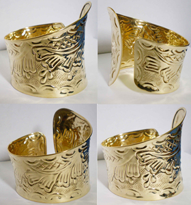 Brazalete de Cobre Chapado en Oro de Lujo para Mujer, Diseño Asimétrico Único de Alas de Mariposa, Brazalete de Metal Repujado - Product Image 5