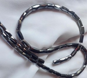 Cuentas de forma elegante de diamante de moissanita negra Cuentas de tubo de moissanita Cuentas facetadas personalizadas de 18 pulgadas - Product Image 1