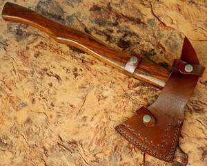 ขวานไม้ไวกิ้งทำมือยอดนิยมเครื่องมือตั้งแคมป์กลางแจ้งเหล็กพร้อมแผ่นหนังที่สวยงามเกรดอุตสาหกรรม - Product Image 3