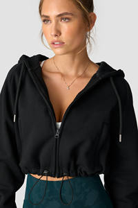 Venta al por mayor OEM personalizado negro recortado mujeres Zip-Up sudaderas con capucha antiarrugas transpirable gimnasio entrenamiento y Activewear Sudadera con capucha para las mujeres - Product Image 3