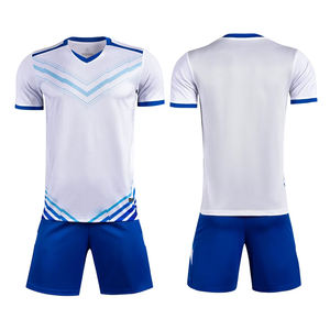 Conceptions respirantes à séchage rapide personnalisées, uniformes de football vierges, sports de course à pied pour hommes, vêtements de football d'entraînement personnalisés - Product Image 1