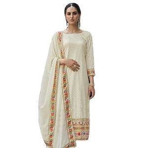 ชุดเดรสปักลายสำหรับงานปาร์ตี้ - Product Image 1