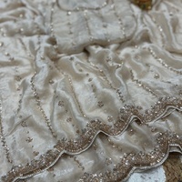 Grand Sari en Soie Moderne pour Fêtes d'Hiver, Broderie de Perles Dorées et Sequins, Blouse Cousue à la Main, Prêt-à-Porter, Sari Indien pour Femme