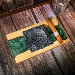 Cendrier en bois et résine de luxe fabriqué à la main couleur noir vert et blanc accessoire élégant pour fumeurs pour la maison pour la fumée de cigares - Product Image 2