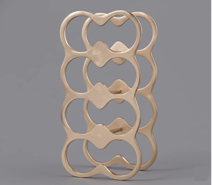 Exhibidor de Botellas de Vino Vertical Geométrico Moderno de Hierro Dorado de Diseño - Product Image 2