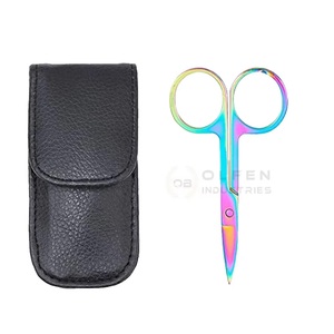 Tijeras profesionales de pestañas de acero inoxidable chapadas en plasma multicolor, herramienta de maquillaje de volumen recto con logotipo de etiqueta privada personalizada - Product Image 1