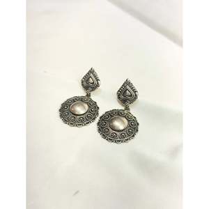 Pendientes Jhumka Tribales Tridha de Plata 925, Joyería Cultural Coleccionable - Product Image 1