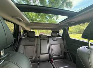 Hyundai Tucson Ultimate Sport d'occasion propre, modèle 2022 - Product Image 5