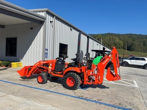 Tracteur-chargeur compact Kubota BX23S haute performance, pelle hydraulique, excavatrice, machine pour travaux agricoles, de construction et utilitaires - Product Image 2