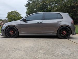 UTILISÉ LHD/RHD 2016 V0LKSWAGEN GOLF R - Product Image 3