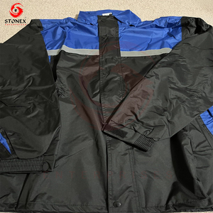 Conjunto de pantalones y chaqueta impermeables para deportes completos al aire libre para hombres y mujeres Material de tela con logotipo personalizable Estilo de capucha impermeable - Product Image 2