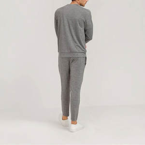 Vente en gros de sweat de jogging 2 pièces respirant unisexe Survêtement d'hiver taille plus imprimé avec logo personnalisé avec logo unisexe pour hommes - Product Image 3