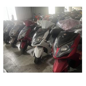 Motocicleta Kymco V2 Usada de Gasolina, Taiwán, 125cc - Product Image 5