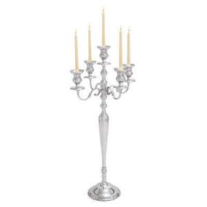 Candélabre en métal en fer forgé à cinq bras parfait pour la décoration intérieure gothique ou l'installation d'un dîner aux chandelles - Product Image 1