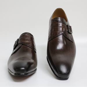 รองเท้าอ็อกซ์ฟอร์ดแบบนักบวชสำหรับผู้ชาย สำหรับงานสังคมและงานแต่งงาน - Product Image 1