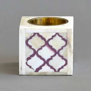 Brûleur d'encens Bakhoor rond moderne en os blanc de qualité supérieure, durable, directement de l'usine, avec un design moderne pour un usage religieux - Product Image 1