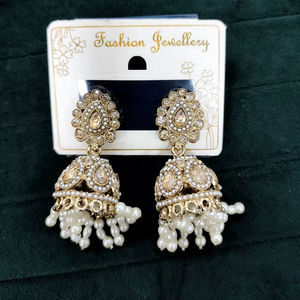 Elegantes conjuntos de joyería de fiesta de acero inoxidable bordado de perlas Jhumka Bindi ropa de boda tradicional - Product Image 1