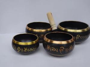 Bols chantants en métal plaqué or traditionnels modernes pour la décoration de la maison - Favorise le silence paisible avec un son apaisant, conscience calme - Product Image 2