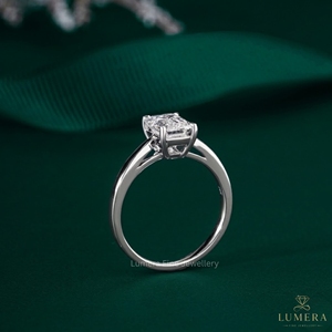 Bague de fiançailles solitaire en moissanite taille émeraude certifiée IGI, or blanc 9K 10K 14K 18K, bague de mariage pour femme - Product Image 3