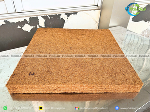 Bande de coco durable pour la fixation des blocs de coco et l'assurance d'une stabilité à long terme dans les applications de protection des pentes - Product Image 5