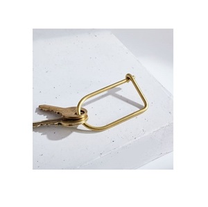 Porte-clés décoratif en forme de marteau pur avec couleur extra enduite à très bon prix pièce unique pour clés de vélo - Product Image 4