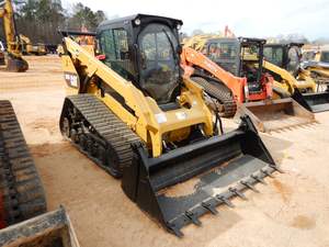 รถตักตีนตะขาบ Kubota รุ่นใหม่ และสำหรับรุ่น SVL 75-2 รถตักตีนตะขาบมือสอง พร้อม PLC แรงบิดสูง สภาพดี ขาย - Product Image 3