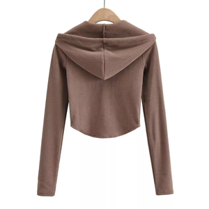 Sudadera Corta con Cremallera de Algodón de Alta Calidad Personalizada para Mujer, Tejido Ligero, Invierno, Ecológica, Top Corto con Capucha Personalizado - Product Image 3