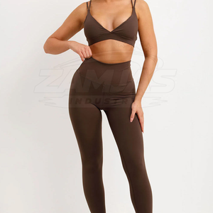 Ensemble Legging et Soutien-Gorge de Sport pour Femme, Style Tendance, Vente en Gros, Prix Personnalisé, Ensemble de Yoga pour Femme Fabriqué au Pakistan - Product Image 4