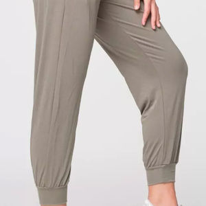 Pantalons de survêtement décontractés pour femmes, de haute qualité, fins, doux, élégants, avec logo, pour l'entraînement, la course à pied, le yoga - Product Image 4