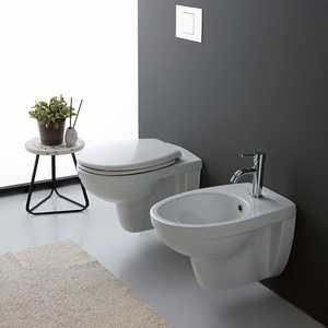 Juego de Artículos Sanitarios de Cerámica para Colgar en la Pared, Estilo Corsica, para Instalación en Baños - Product Image 1