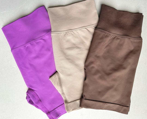 Vente en gros de shorts de sport de yoga et de fitness avec super élasticité, shorts de motard sans couture push-up à taille haute et à hanche avec logo personnalisé pour femmes - Product Image 6