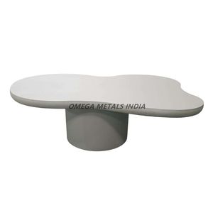 Table basse ronde en travertin de qualité supérieure sculptée à la main en pierre pour salons de luxe ou espaces extérieurs - Product Image 1