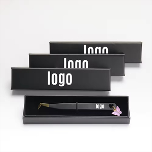 Pinces d'isolation haute précision conçues pour une séparation des cils propre et des performances de niveau salon professionnel - Product Image 1