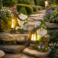 Gartenzwerg-Statue für den Außenbereich, wasserdicht, handbemalte Harzfigur mit Solarleuchte, Laterne und Willkommensschild, Garten-Geschenke